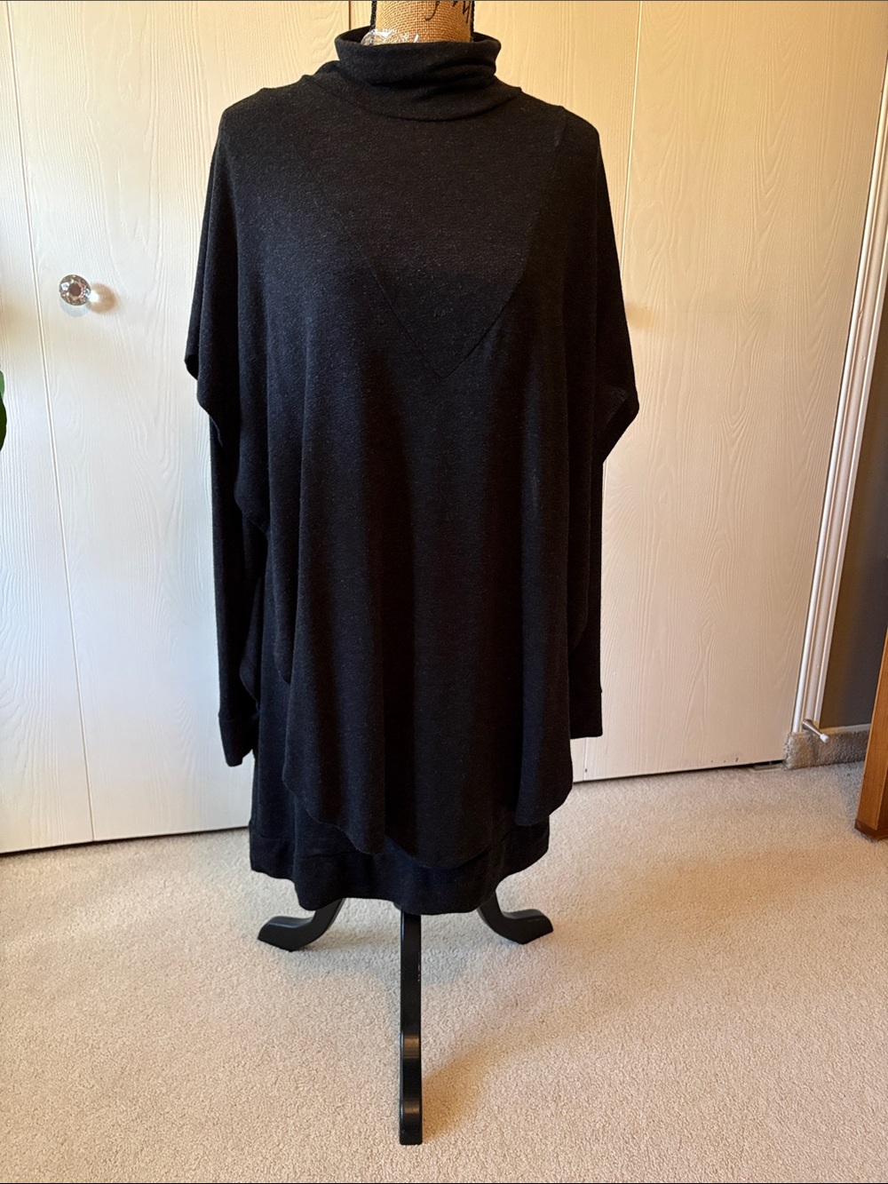 Elloquent Black Turtleneck Knit Tunic Top